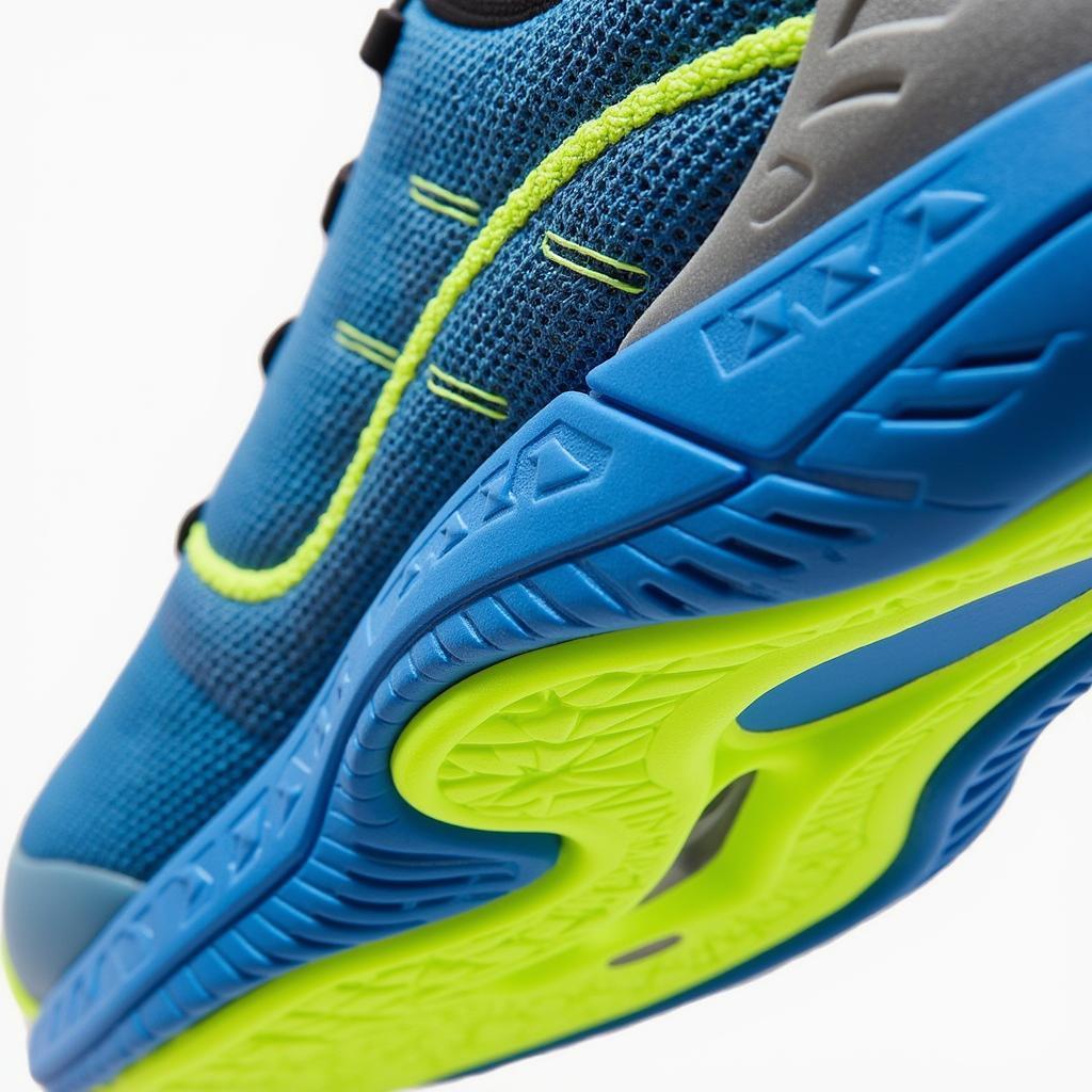 Babolat Shadow Tour Badminton Shoes